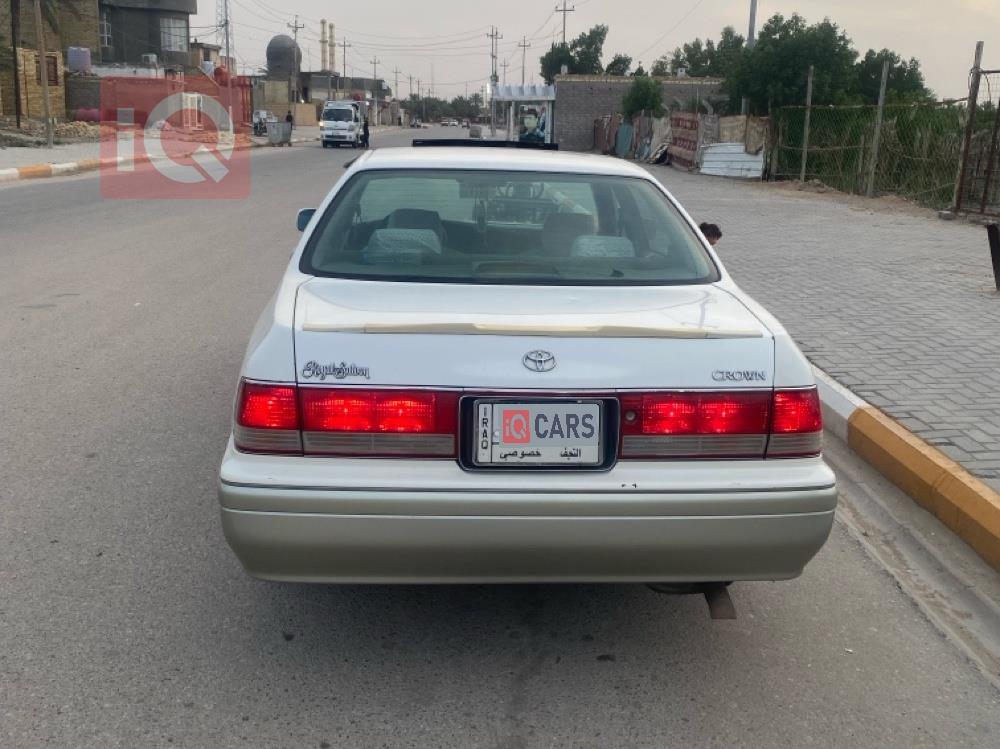 تويوتا كراون